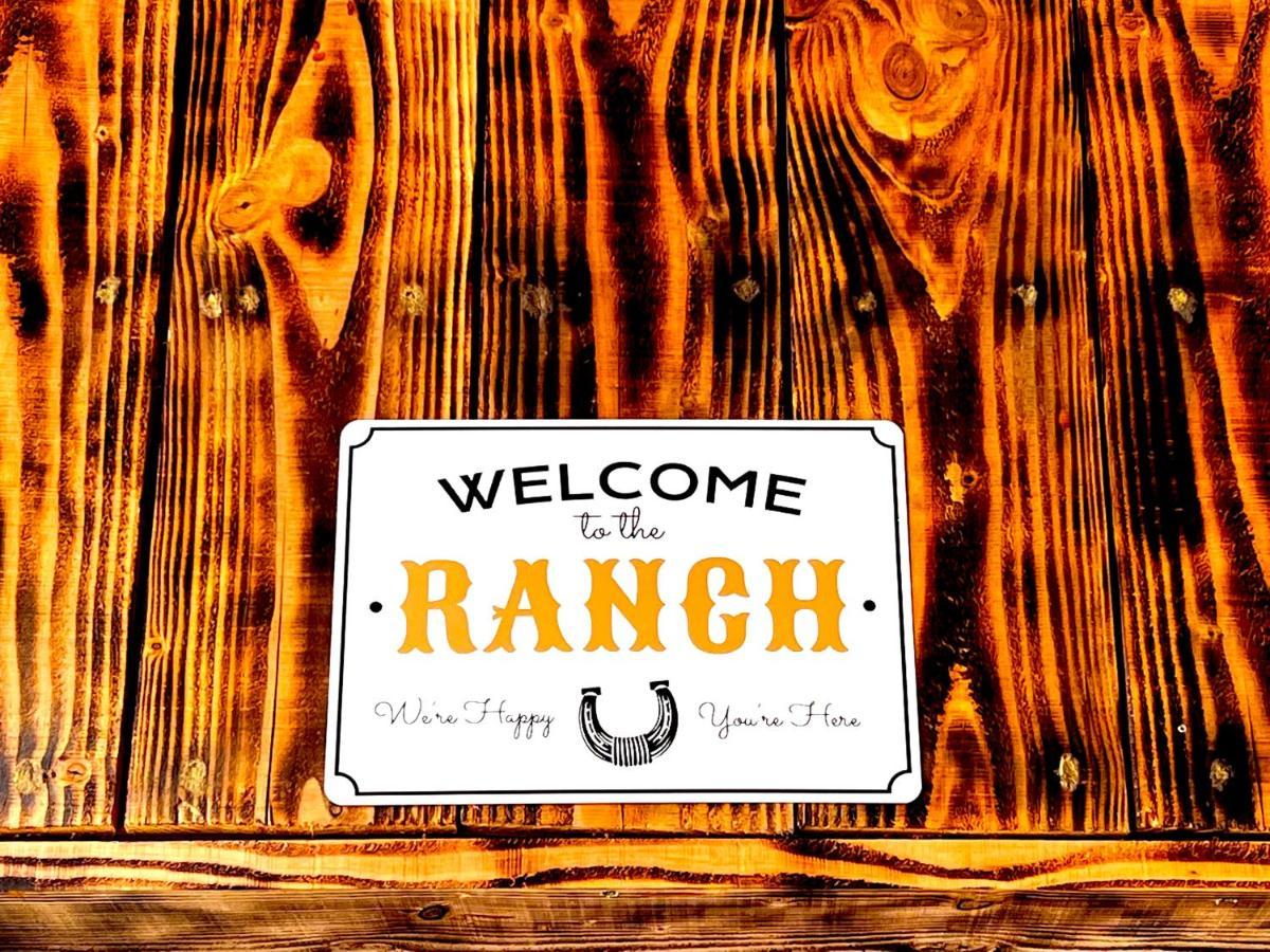 Hotel Le Ranch Brulon Bagian luar foto