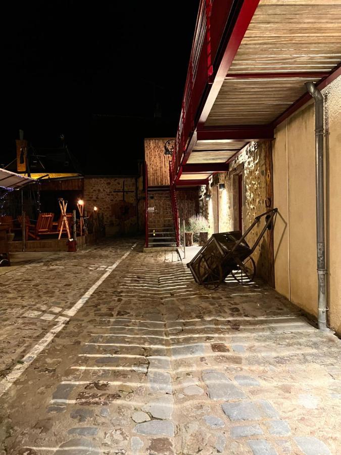 Hotel Le Ranch Brulon Bagian luar foto