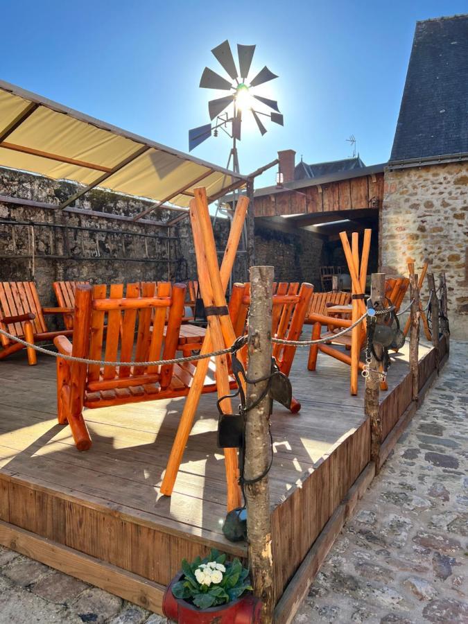 Hotel Le Ranch Brulon Bagian luar foto