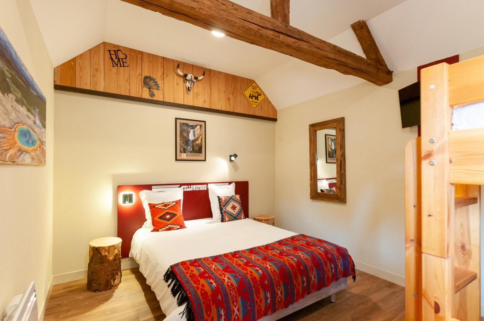 Hotel Le Ranch Brulon Bagian luar foto
