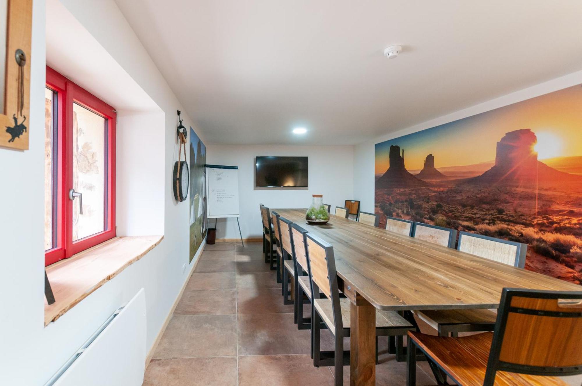 Hotel Le Ranch Brulon Bagian luar foto